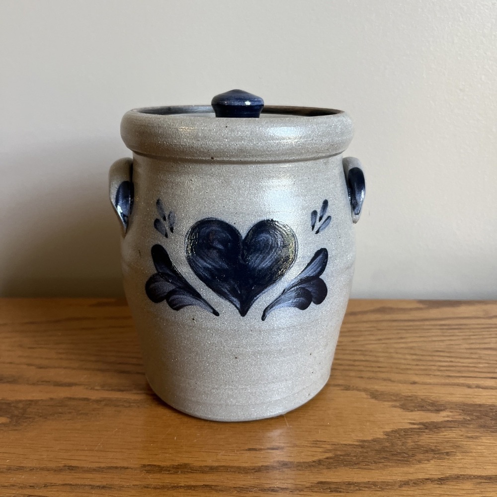 Rowe Pottery Works Cobalt Heart Salt Glaze 6" Lidded Crock Canister 1996 EUC